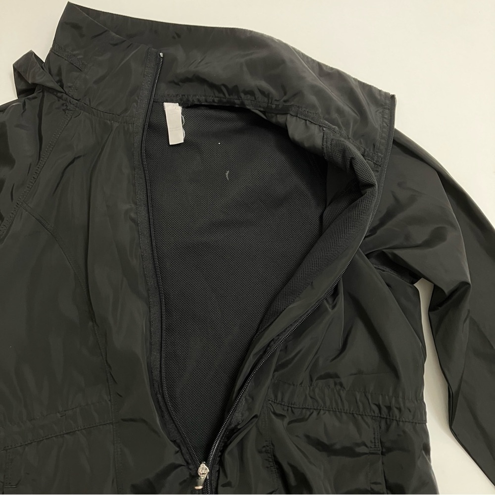 APANA windbreaker - Picture 5 of 8